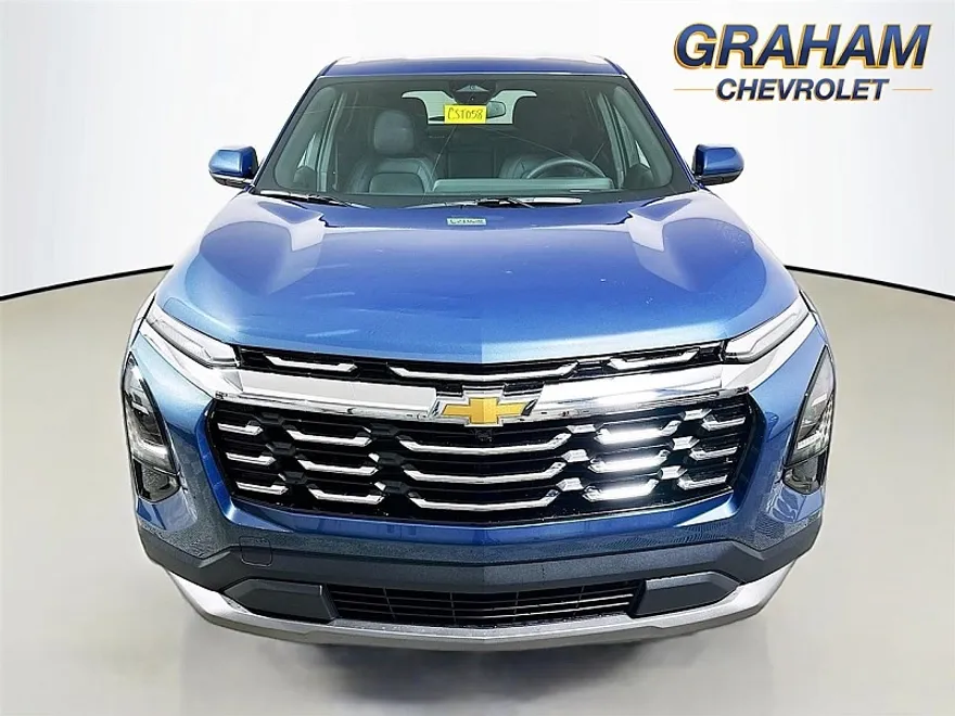 2026 Chevrolet Equinox LT photo 1