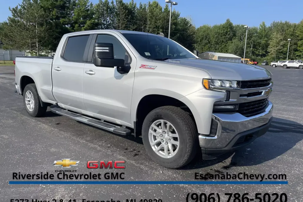 2021 Chevrolet Silverado 1500 LT photo 1