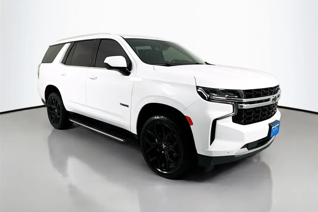 2023 Chevrolet Tahoe LS photo 1