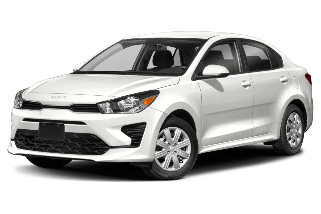 2023 Kia Rio LX photo 1