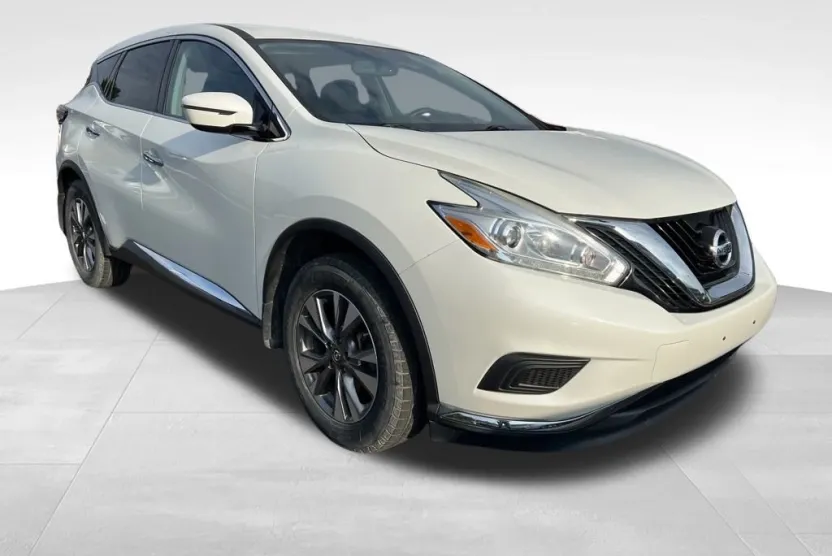 2017 Nissan Murano S photo 1