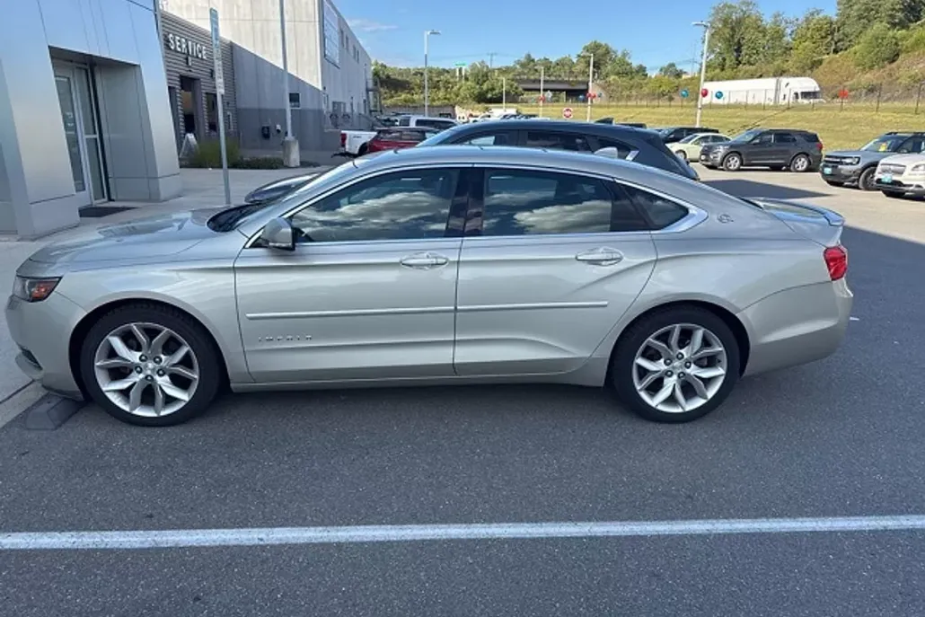 2014 Chevrolet Impala 2LT photo 1