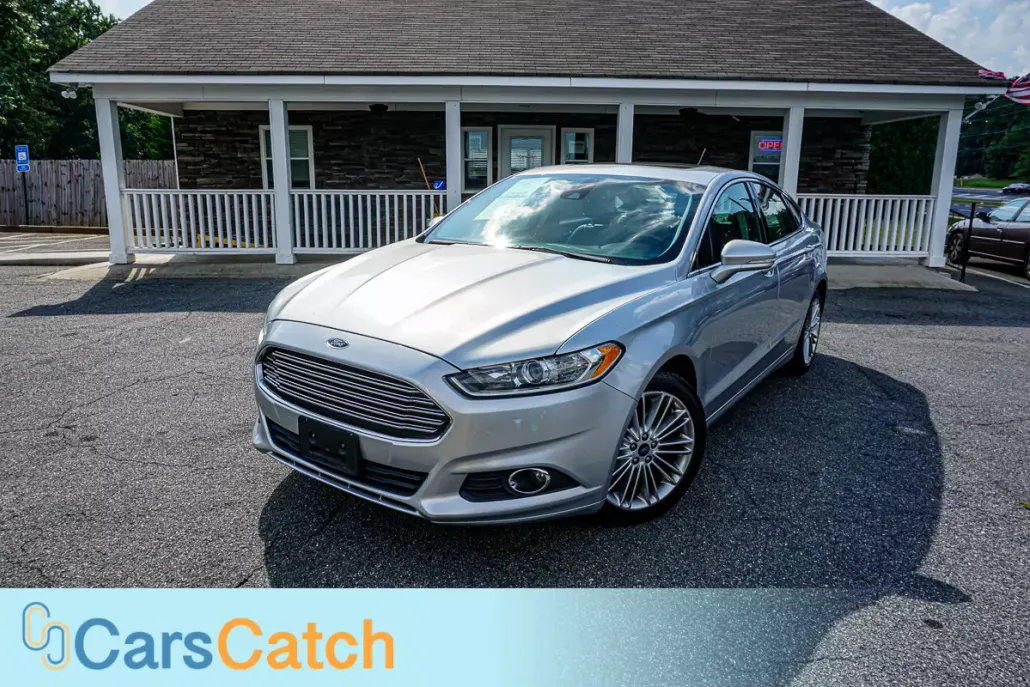 2016 Ford Fusion SE photo 1
