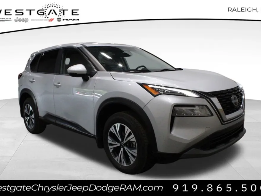 2022 Nissan Rogue SV photo 1