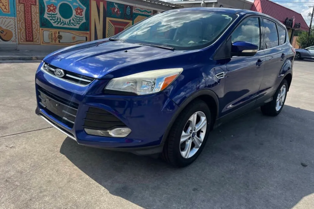 2013 Ford Escape SEL photo 1