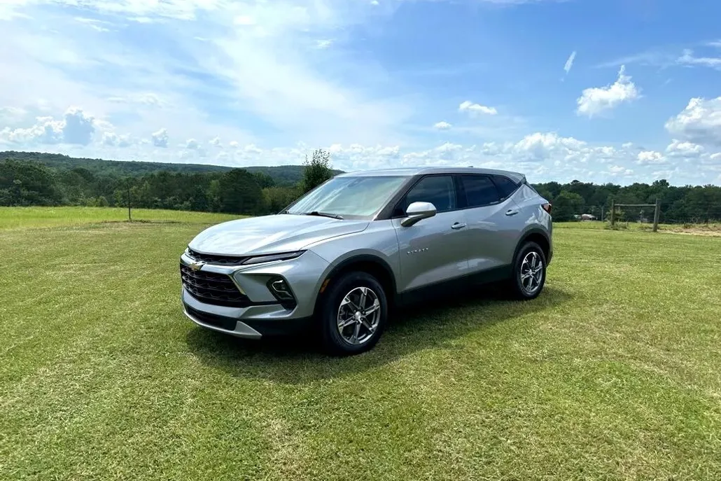 2023 Chevrolet Blazer 2LT photo 1