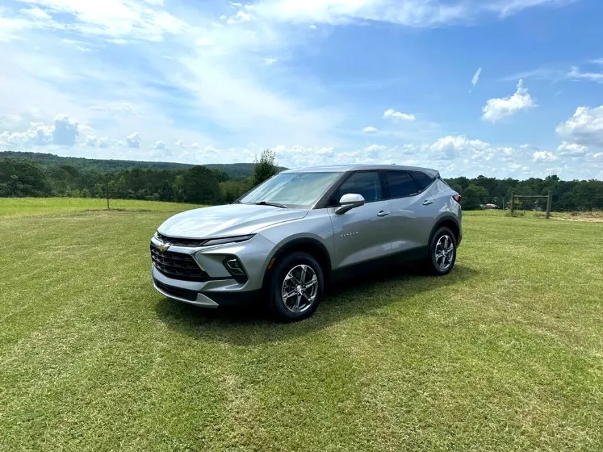 2023 Chevrolet Blazer 2LT photo 1