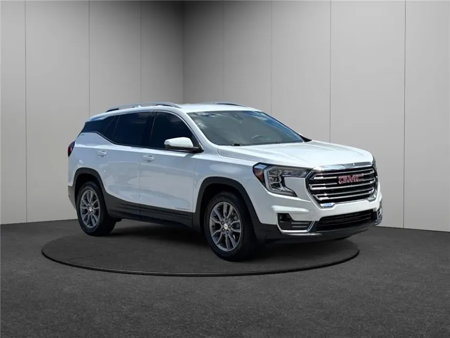 2024 Gmc Terrain SLT photo 1