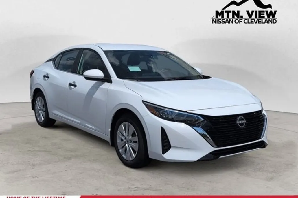 2025 Nissan Sentra S photo 1