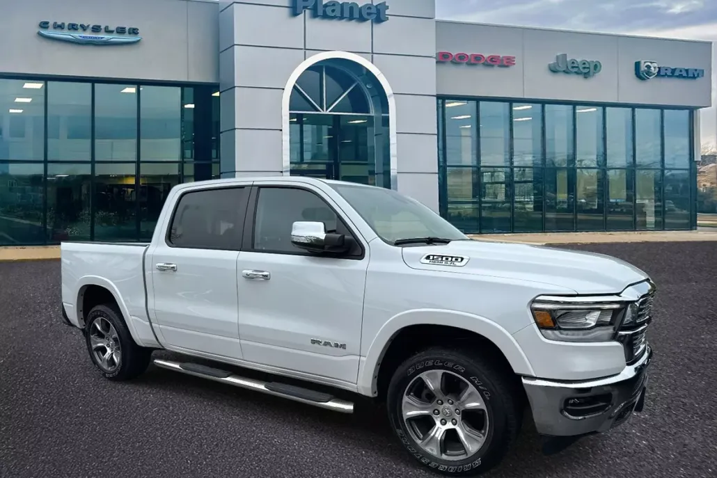 2022 Ram 1500 Laramie photo 1