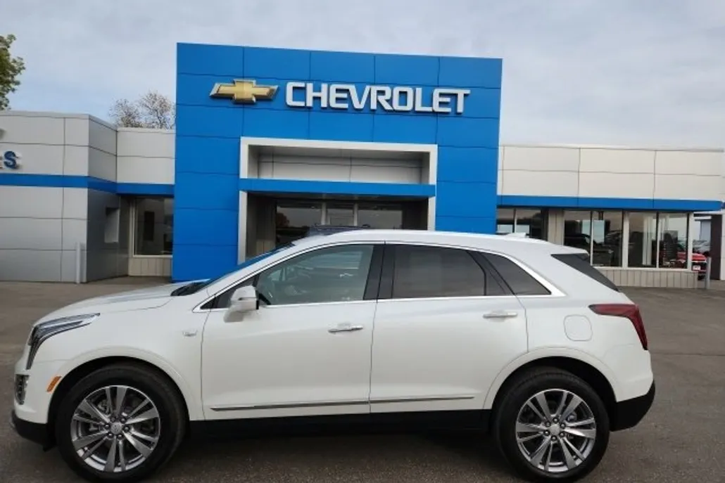 2024 Cadillac XT5 Premium Luxury photo 1