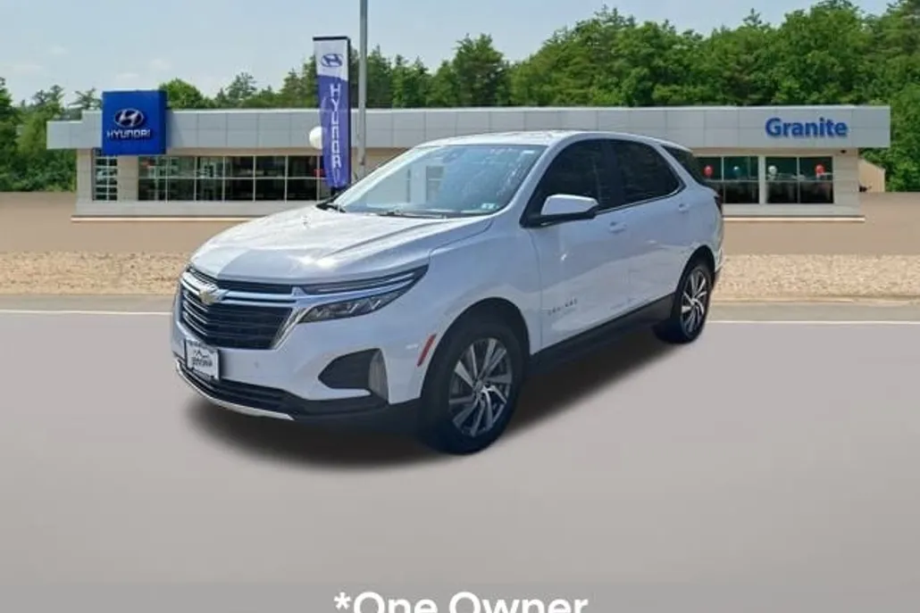 2022 Chevrolet Equinox LT photo 1