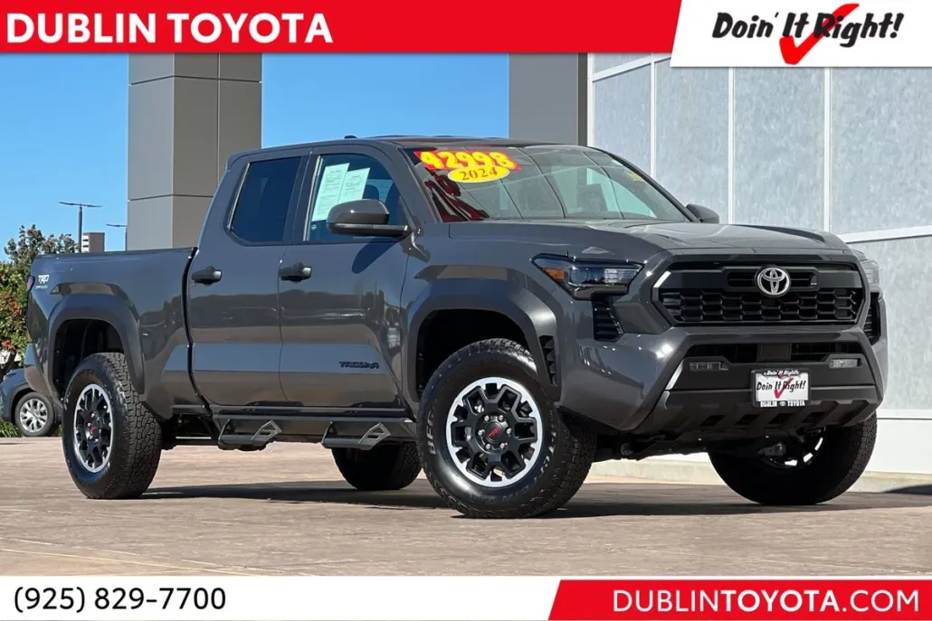 2024 Toyota RAV4 TRD Off-Road photo 1