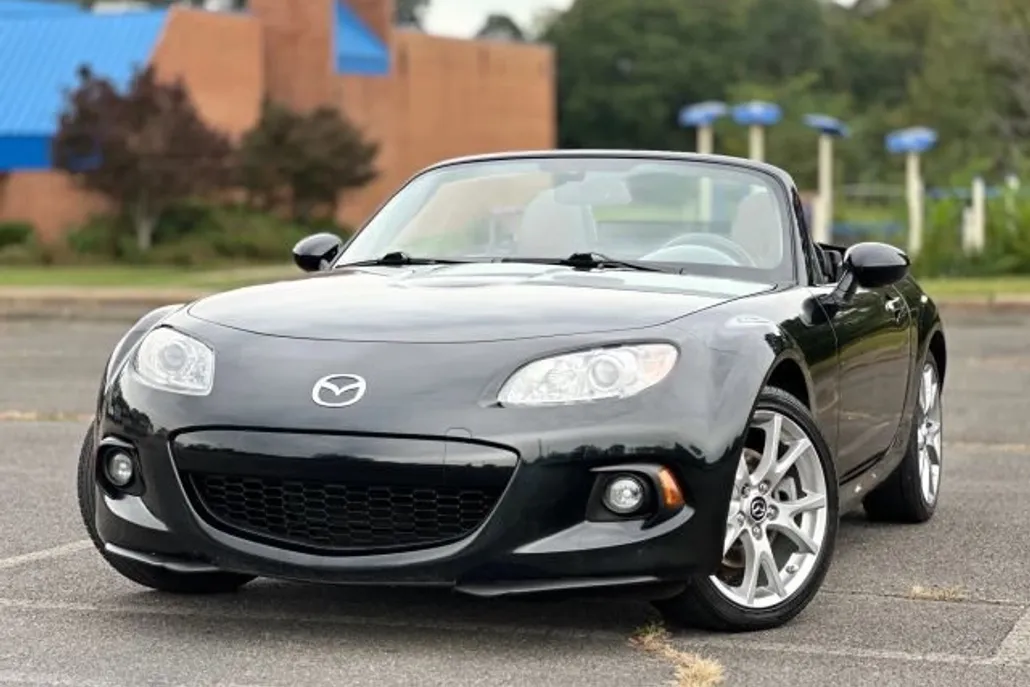 2015 Mazda MX-5 Miata Miata Grand Touring photo 1