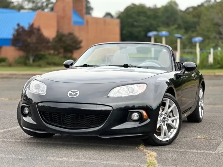 2015 Mazda MX-5 Miata Miata Grand Touring photo 1