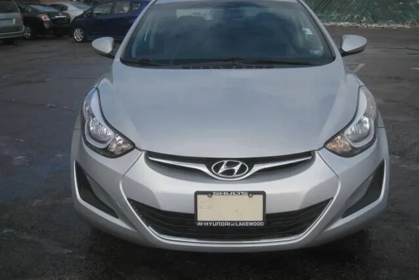 2016 Hyundai Elantra SE photo 1