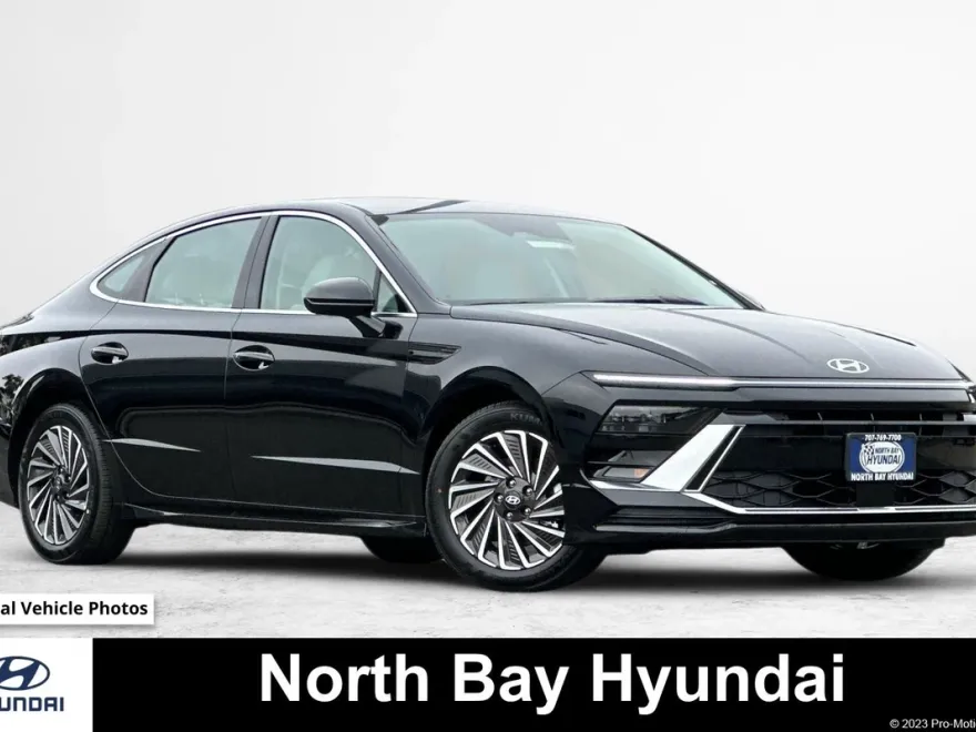 2025 Hyundai Sonata Hybrid SEL photo 1