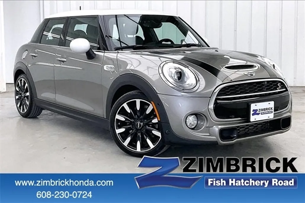 2018 Mini Cooper 4 Door Hardtop S photo 1