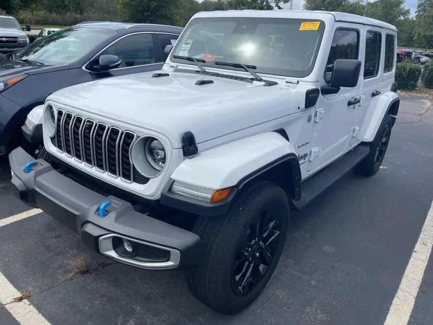 2024 Jeep Wrangler 4xe Sahara photo 1
