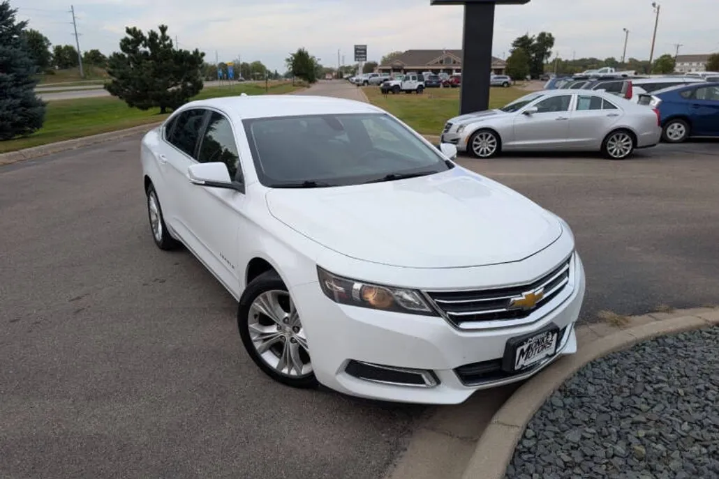 2014 Chevrolet Impala 1LT photo 1