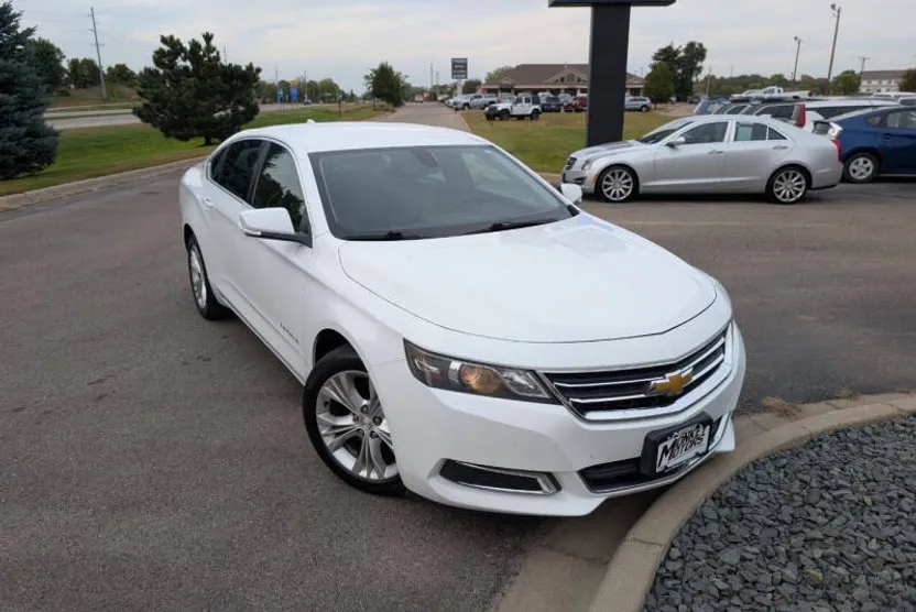 2014 Chevrolet Impala 1LT photo 1