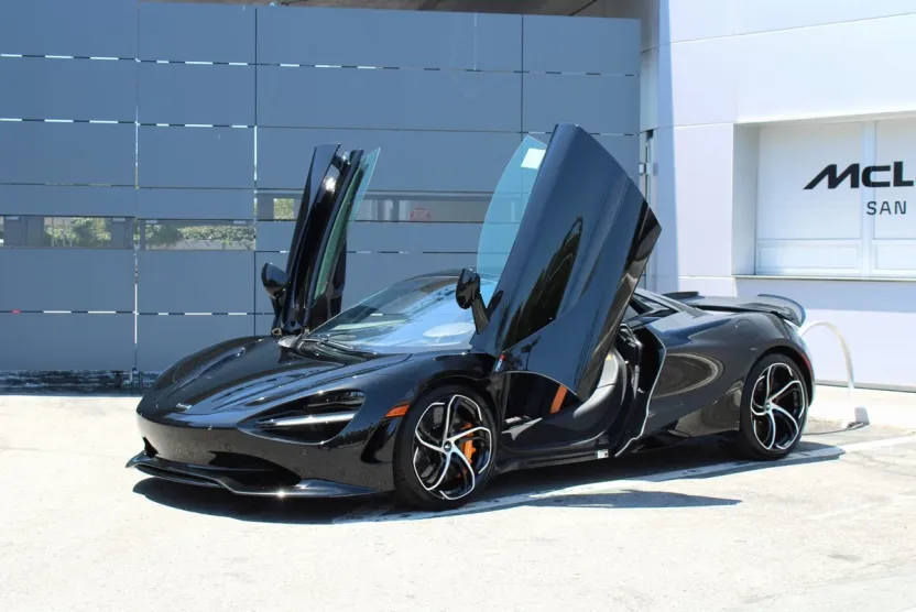 2025 Mclaren 750S Spider photo 1