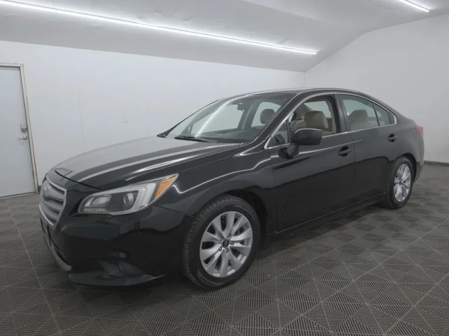 2016 Subaru Legacy 2.5i Premium photo 1