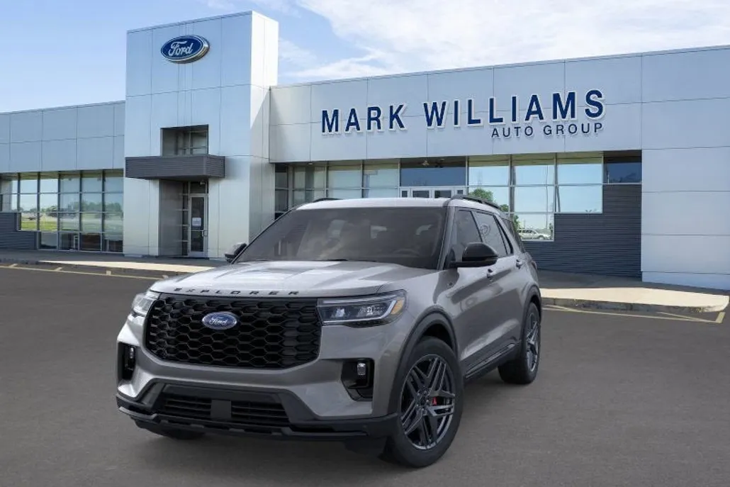 2025 Ford Explorer ST-Line photo 1
