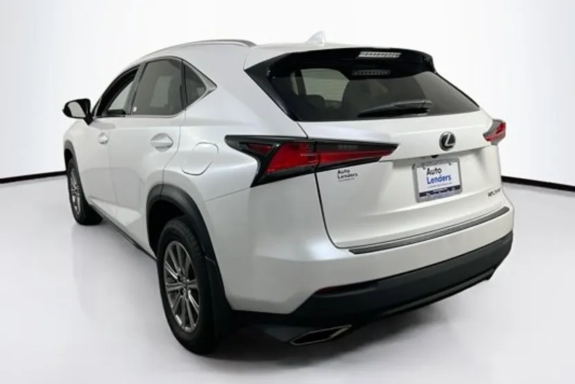 2021 Lexus NX 300 photo 1