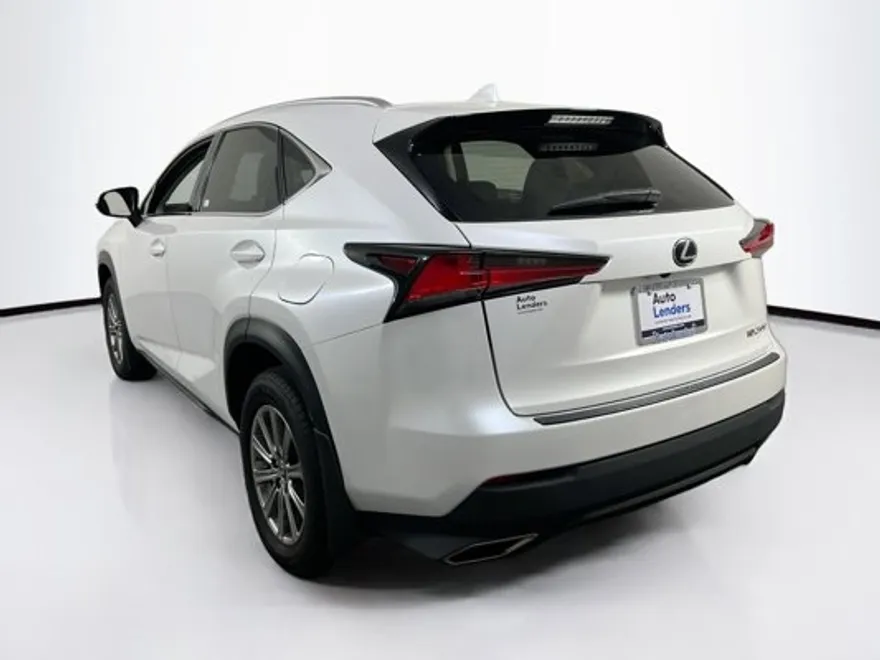 2021 Lexus NX 300 photo 1