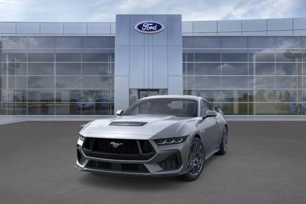 2025 Ford Mustang GT photo 1