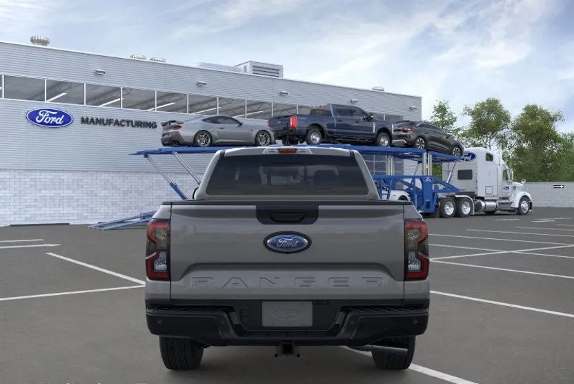 2025 Ford Ranger XLT photo 1