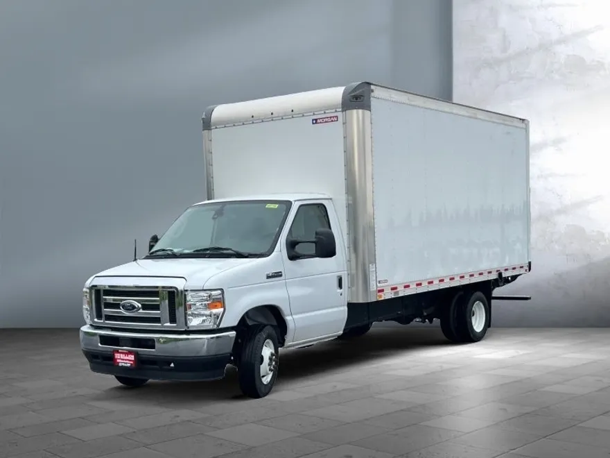 2024 Ford E-450 photo 1