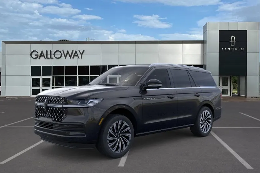 2025 Lincoln Navigator Black Label photo 1