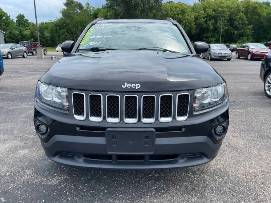 2017 Jeep Compass Sport photo 1