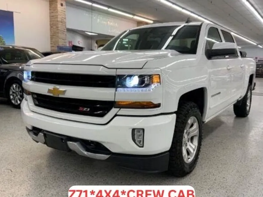 2017 Chevrolet Silverado 1500 LT Z71 photo 1