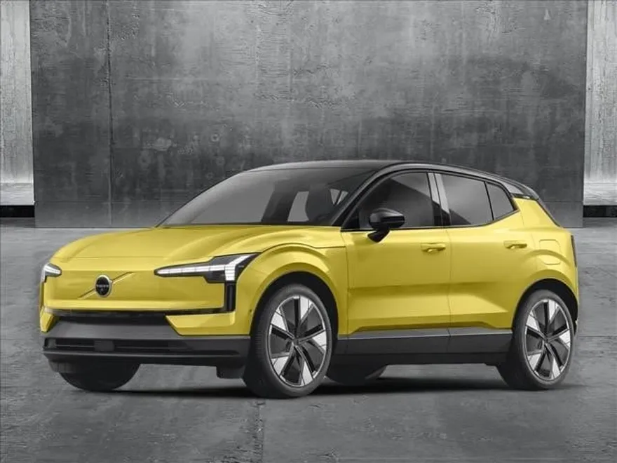 2025 Volvo EX30 Plus photo 1