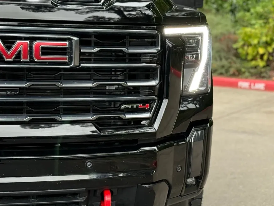2024 Gmc Sierra 3500 HD AT4 photo 1
