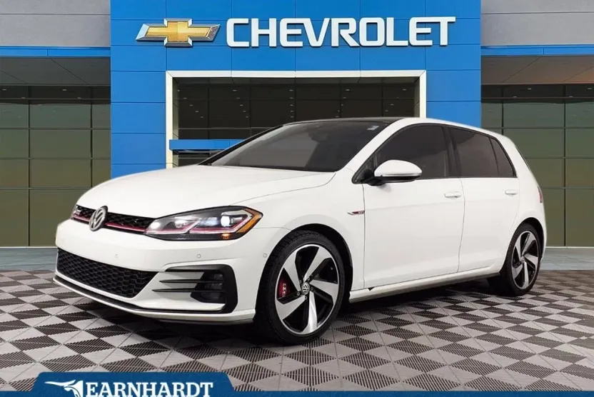 2020 Volkswagen Golf GTI S photo 1