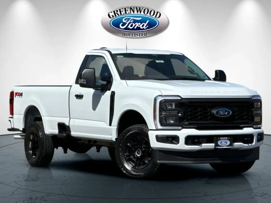 2025 Ford F-350 photo 1