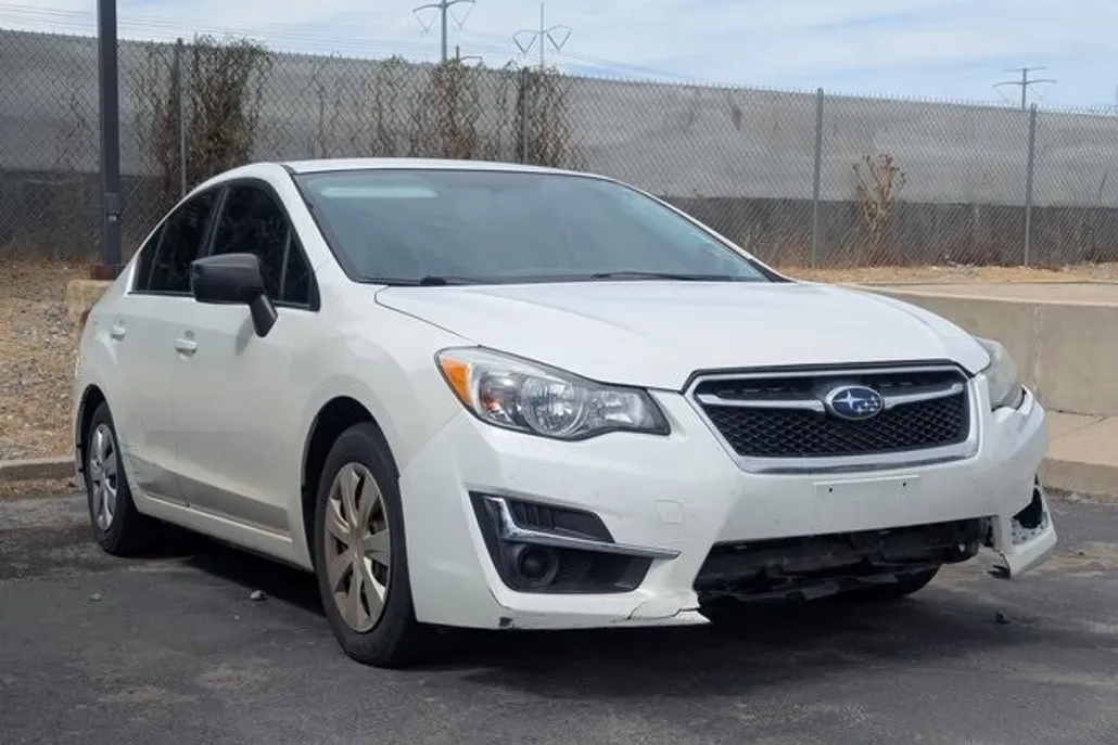 2015 Subaru Impreza 2.0i photo 1