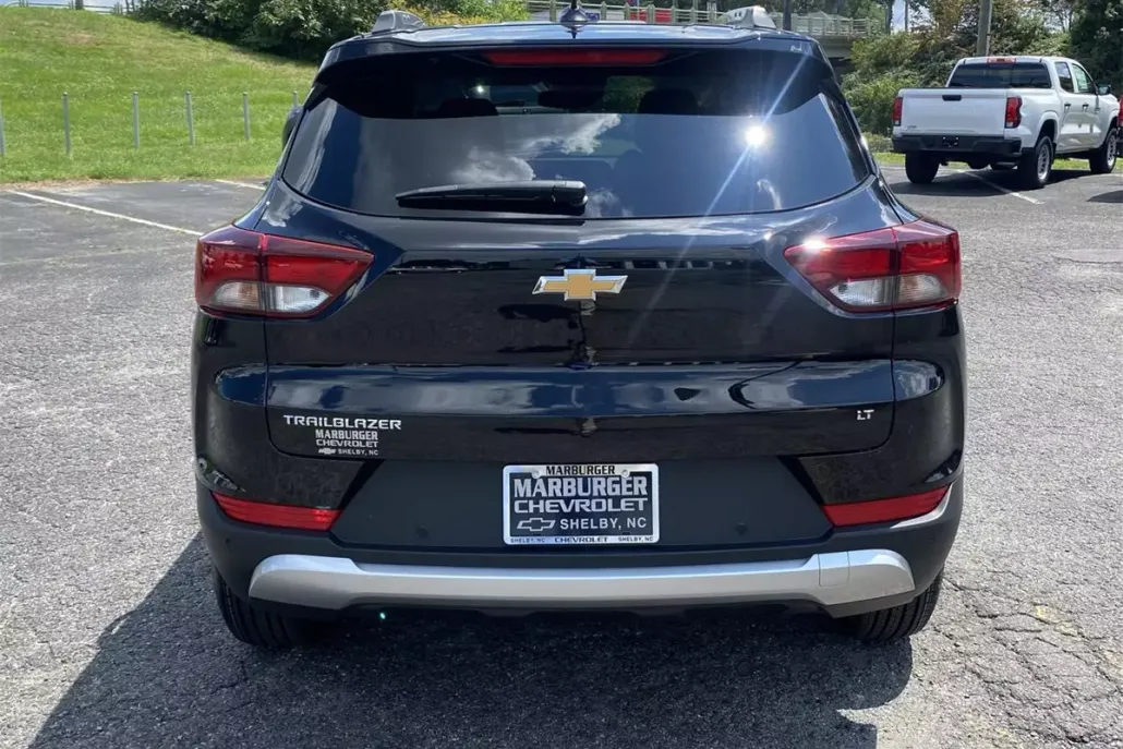 2026 Chevrolet Trailblazer LT photo 1