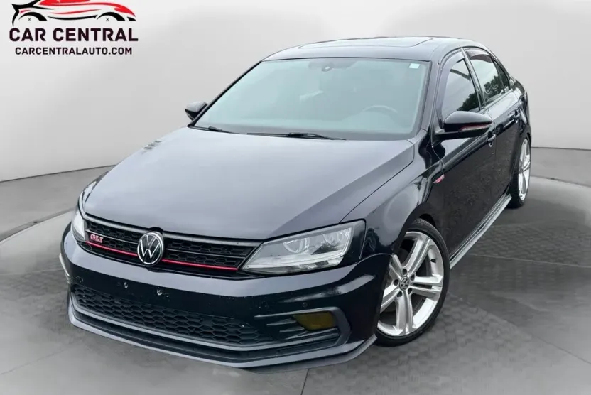 2017 Volkswagen Jetta GLI photo 1