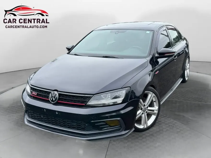 2017 Volkswagen Jetta GLI photo 1