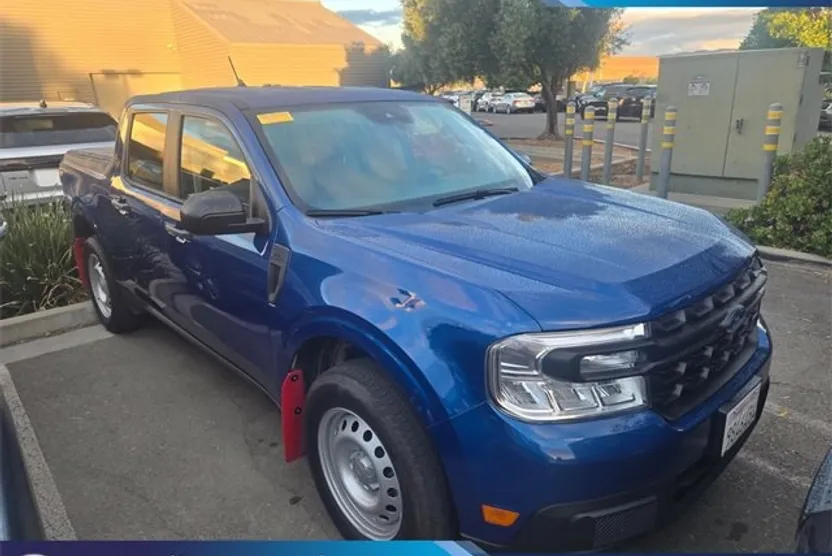 2024 Ford Maverick XL photo 1