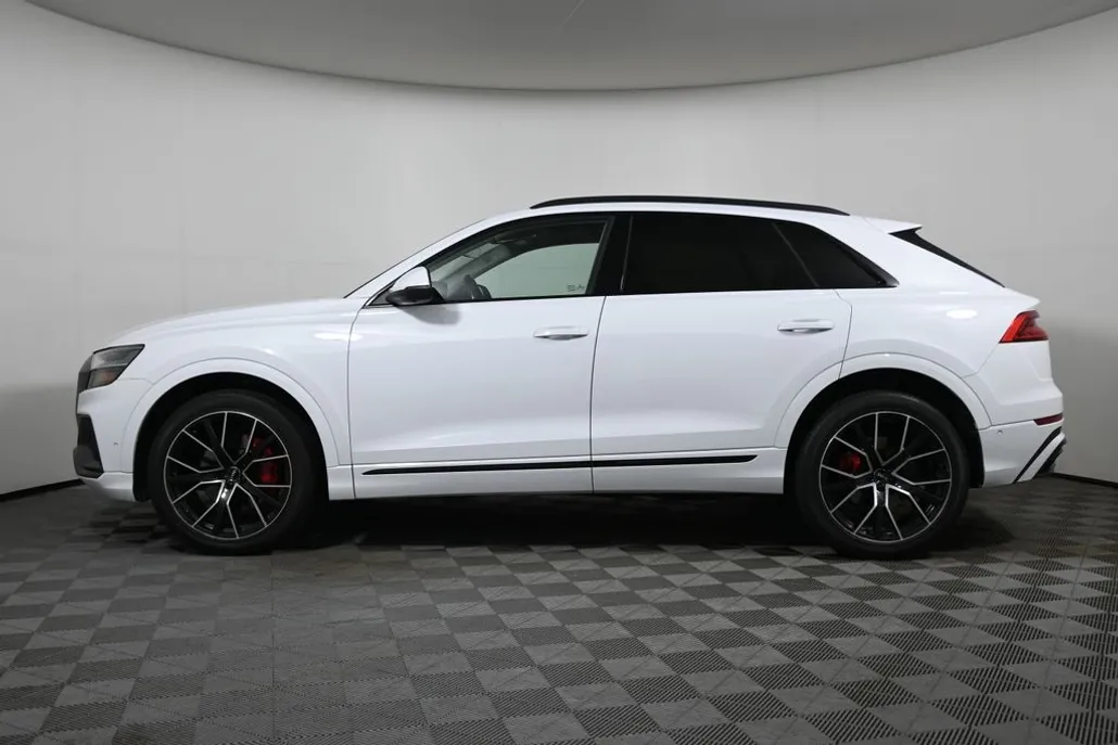 2019 Audi Q8 line Prestige photo 1