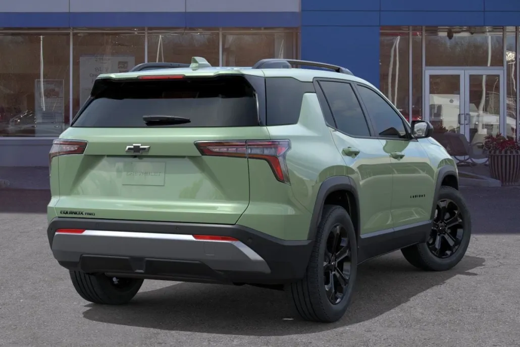 2026 Chevrolet Equinox LT photo 1