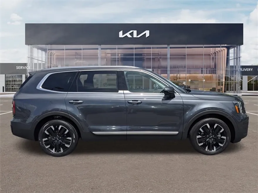 2024 Kia Telluride SX photo 1