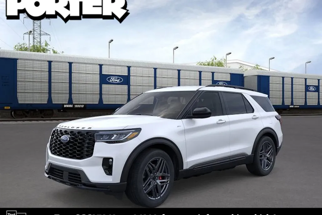 2025 Ford Explorer ST-Line photo 1
