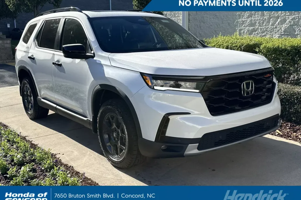 2025 Honda Pilot TrailSport photo 1
